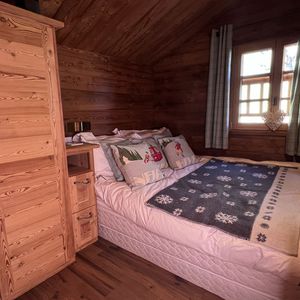 Square bedroom 3